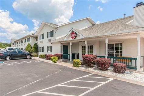 0 5 Reviews More Details. . Pet friendly hotels in dickson tn